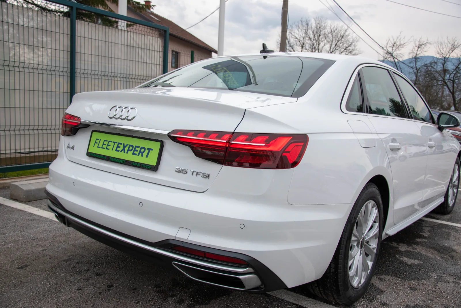 Audi A4 35 TFSI 2.0 fotografija 38