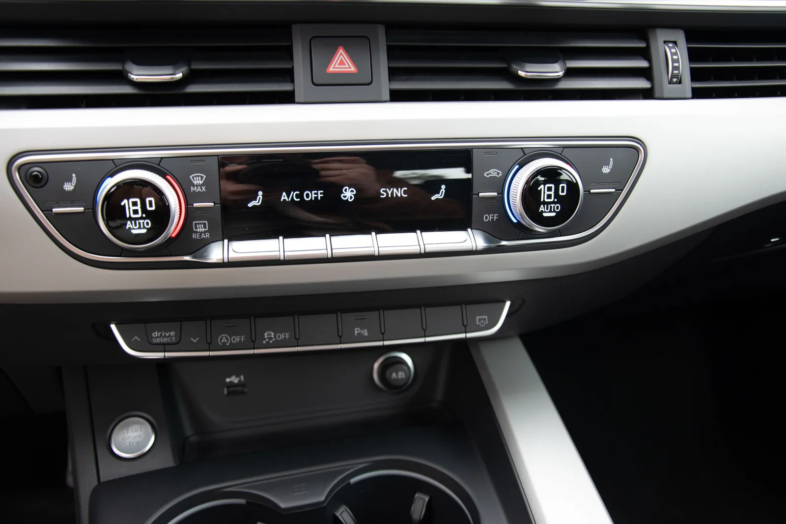 Audi A4 35 TFSI 2.0 fotografija 3