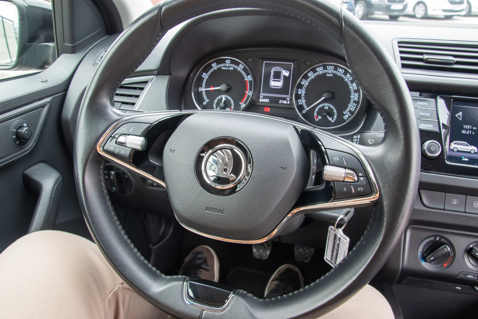 ŠKODA FABIA 1.0 TSI 2022 fotografija 15