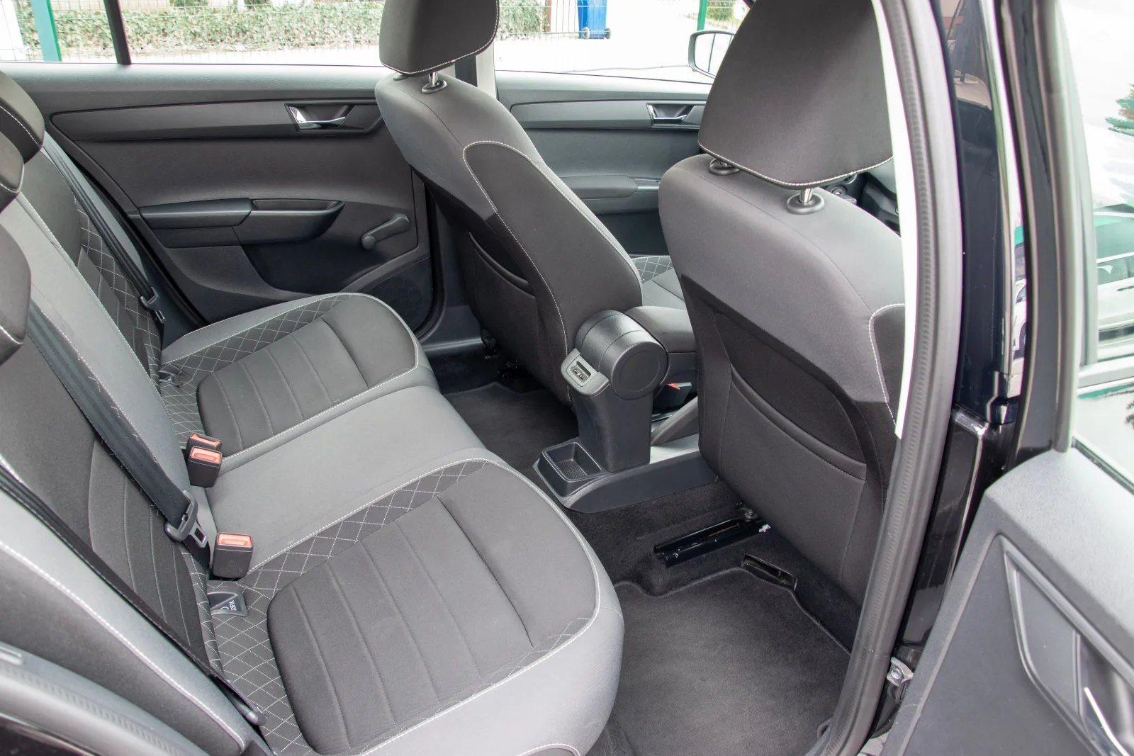 ŠKODA FABIA 1.0 TSI 2022 fotografija 18