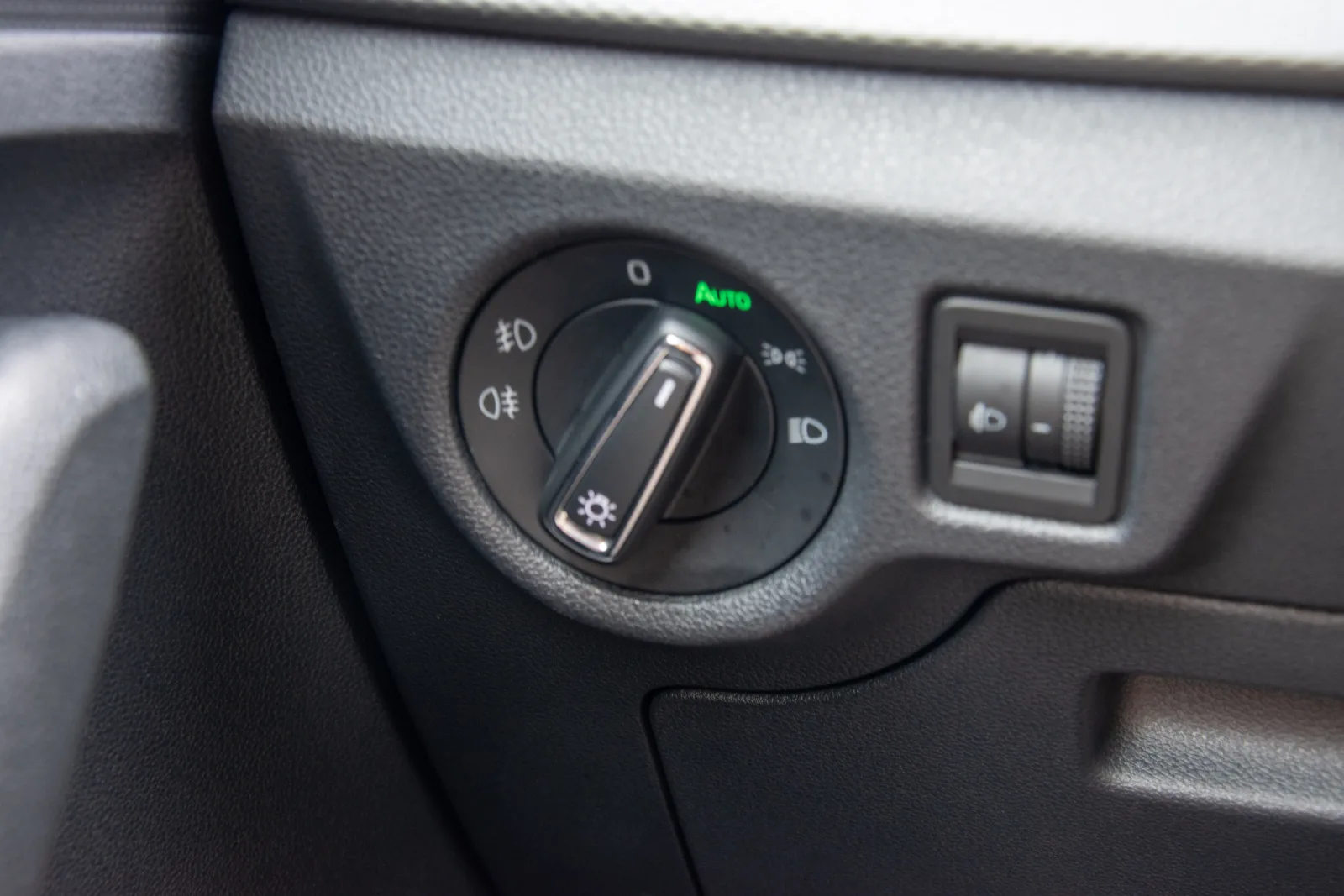 Škoda Scala 1.0 TSI 2022 fotografija 4