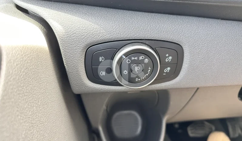 
								Ford Transit Custom Automatik full									
