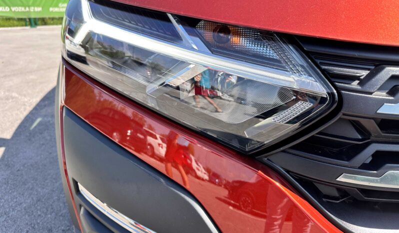 
								Dacia Jogger 7 sjedista benzin + plin full									