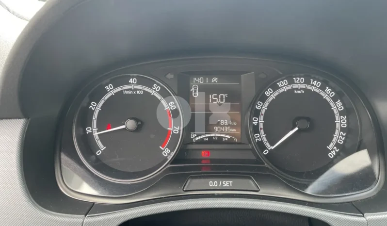 
								Škoda Fabia 1.0 2021 44kW full									