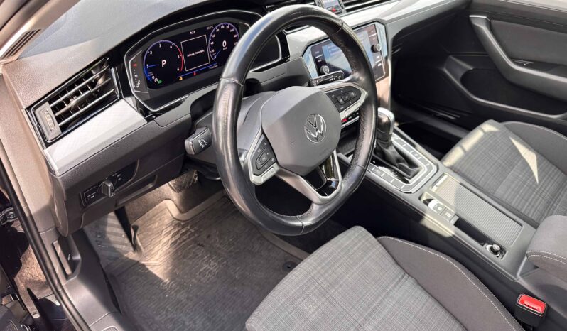 
								Volkswagen Passat 2021 2.0 TDI / virtual full									