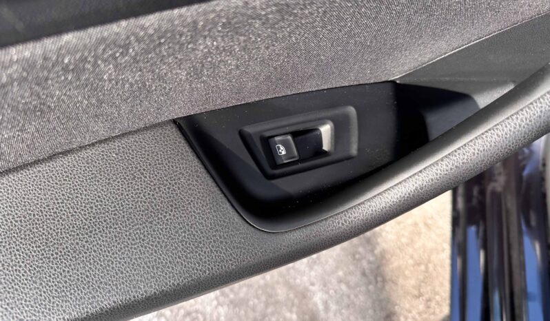 
								Volkswagen Passat 2021 2.0 TDI / virtual full									