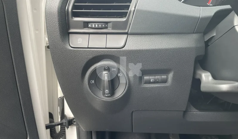 
								Škoda Fabia 1.0 2021 full									