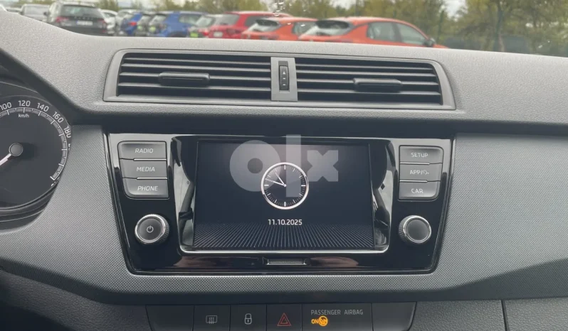 
								Škoda Fabia 1.0 2021 full									