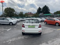 
										Škoda Fabia 1.0 2021 full									