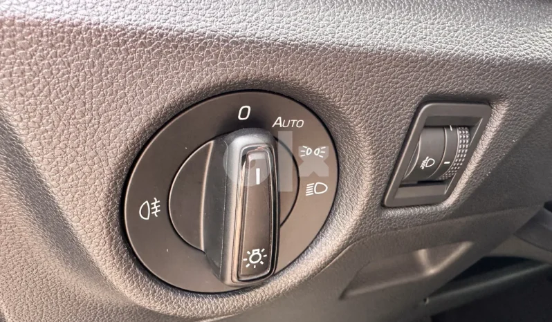 
								Škoda Kamiq 1.0 2022 full									