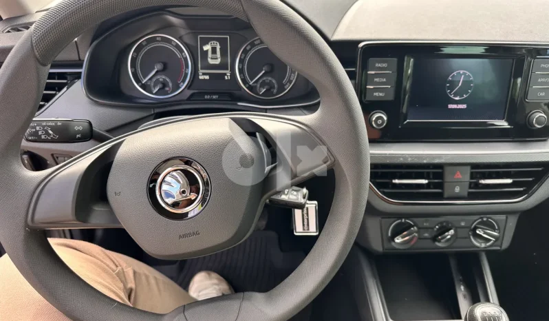 
								Škoda Kamiq 1.0 2022 full									